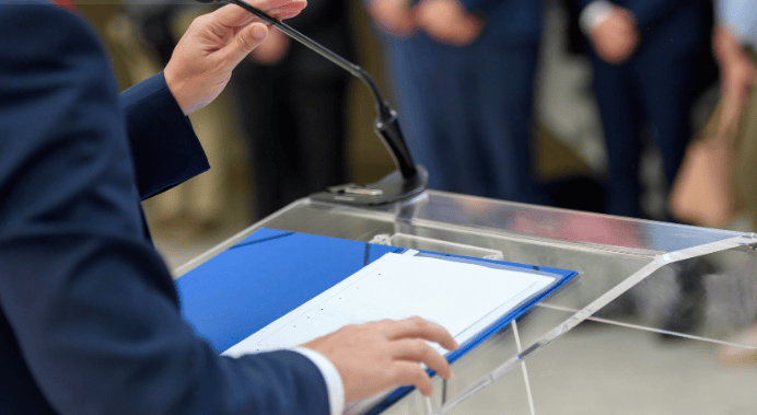 Derecho, Constitución y Democracia DCD