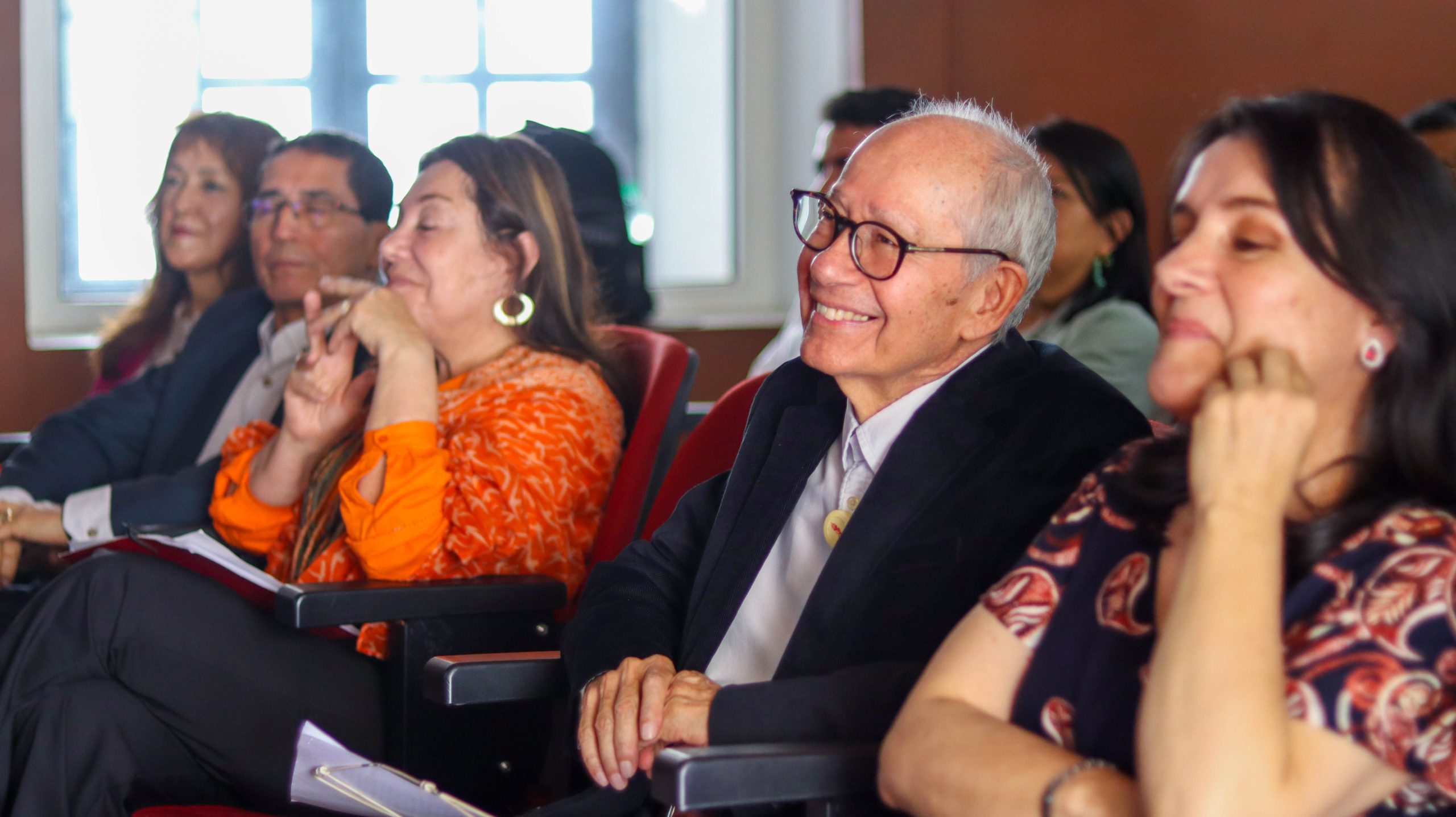 Imagen del del profesor Álvaro Luciano Rivera Rojas