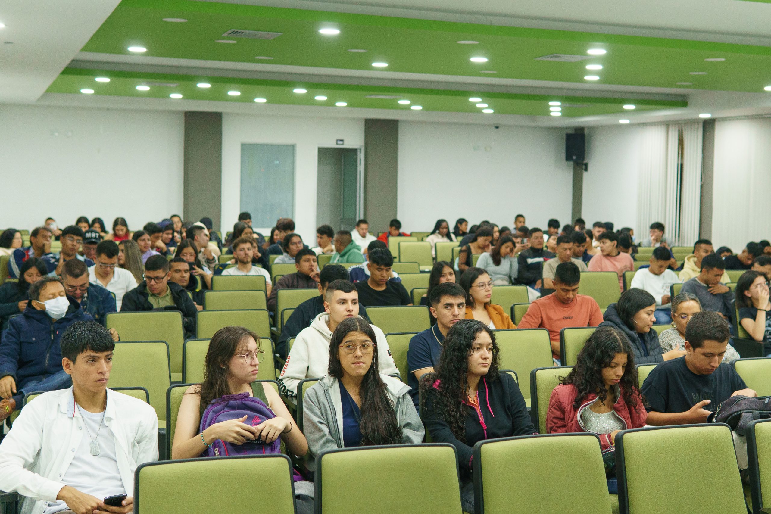 Imagen de auditorio Facultad de Ciencias Contables, Económicas y Administrativas