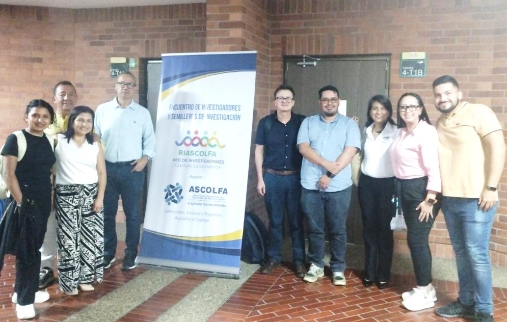 Imagen de Profesores y estudiantes del Departamento de Ciencias Administrativas de Unicauca destacados durante el IX Encuentro de investigación ASCOLFA