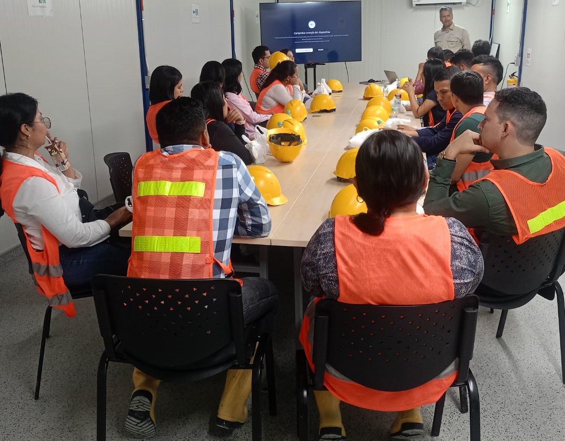 Imagen de Estudiantes Unicaucanos de posgrado realizan visitan técnica al proyecto hidroeléctrico Hidroituango