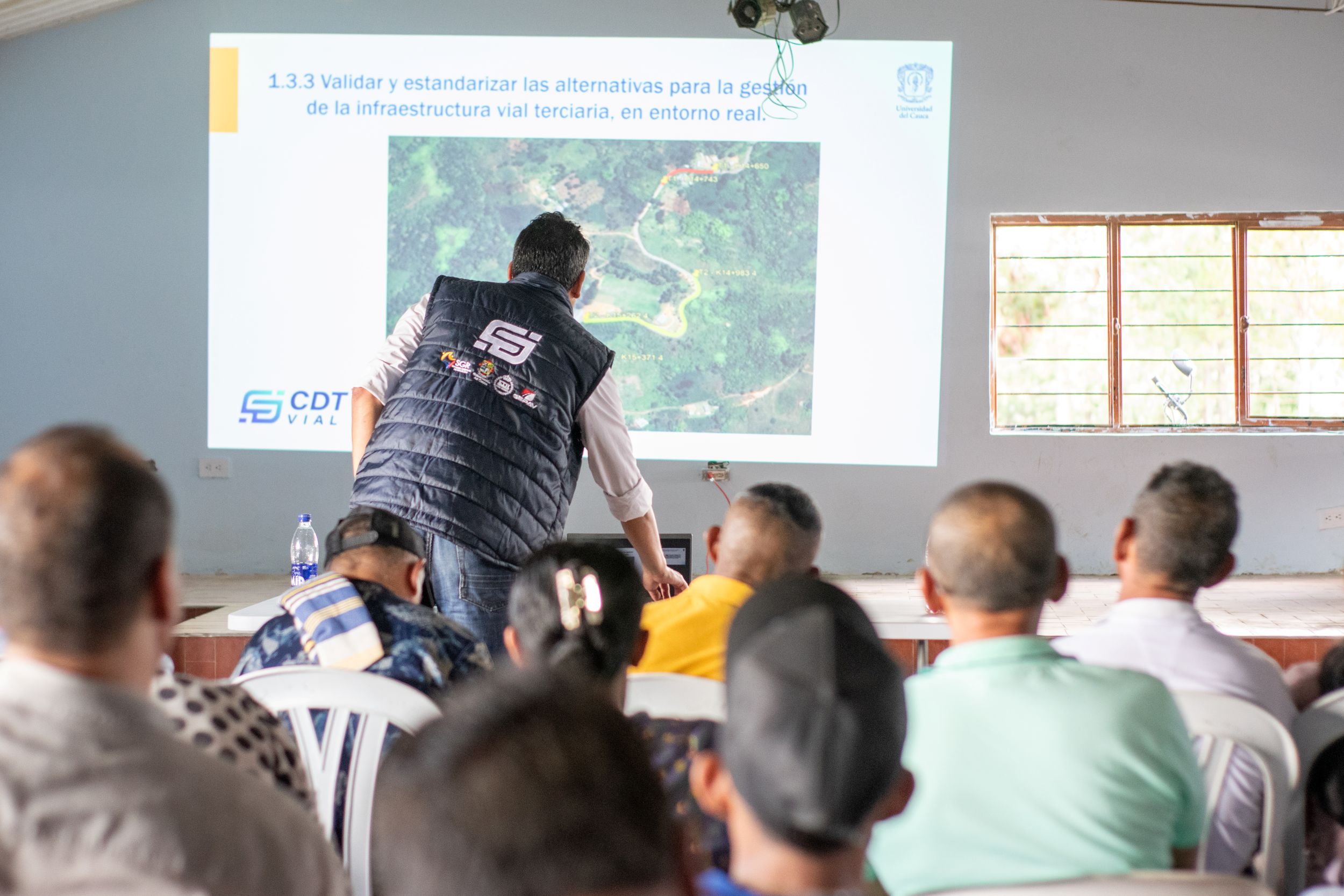 Imagen de Proyecto CDT Vial en jornada de diálogo con la comunidad de la vereda San Rafael, zona rural de Popayán