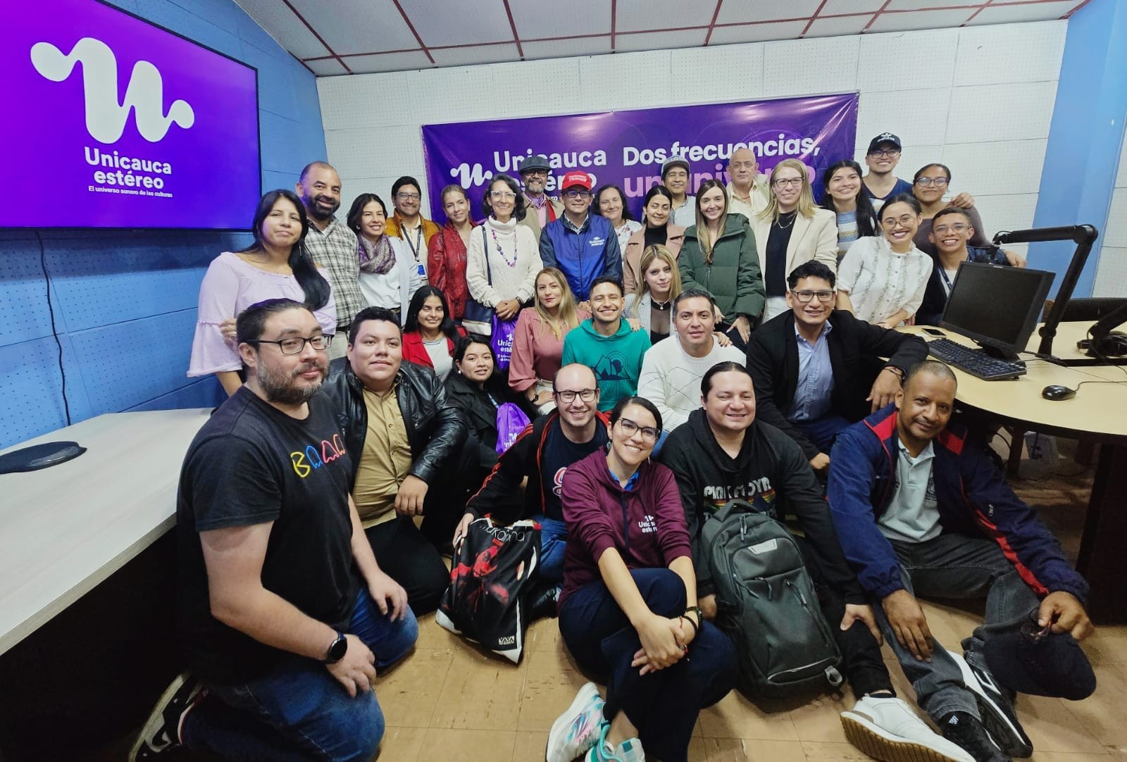 Imagen de Equipo Unicauca Estéreo 104.1 FM
