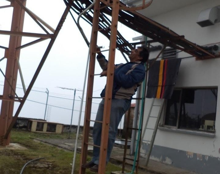 Imagen de Torre en Munchique, Tambo, donde se encontraba el sistema de transmisión