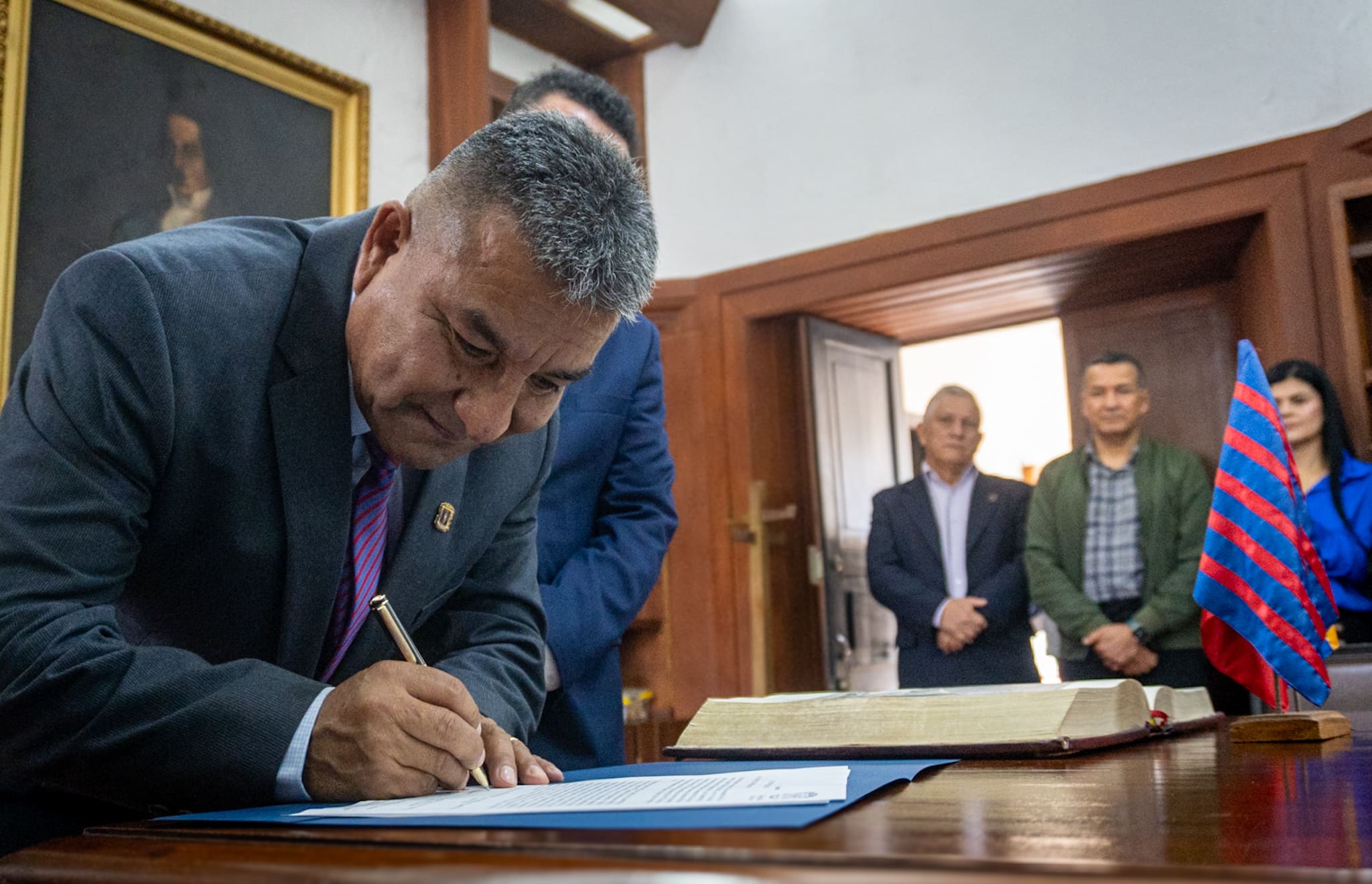 Imagen de Firma Vicerrector CB