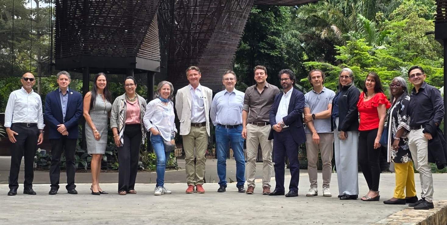Imagen de Integrantes de las diferentes universidades que hacen parte del proyecto SUCCESS