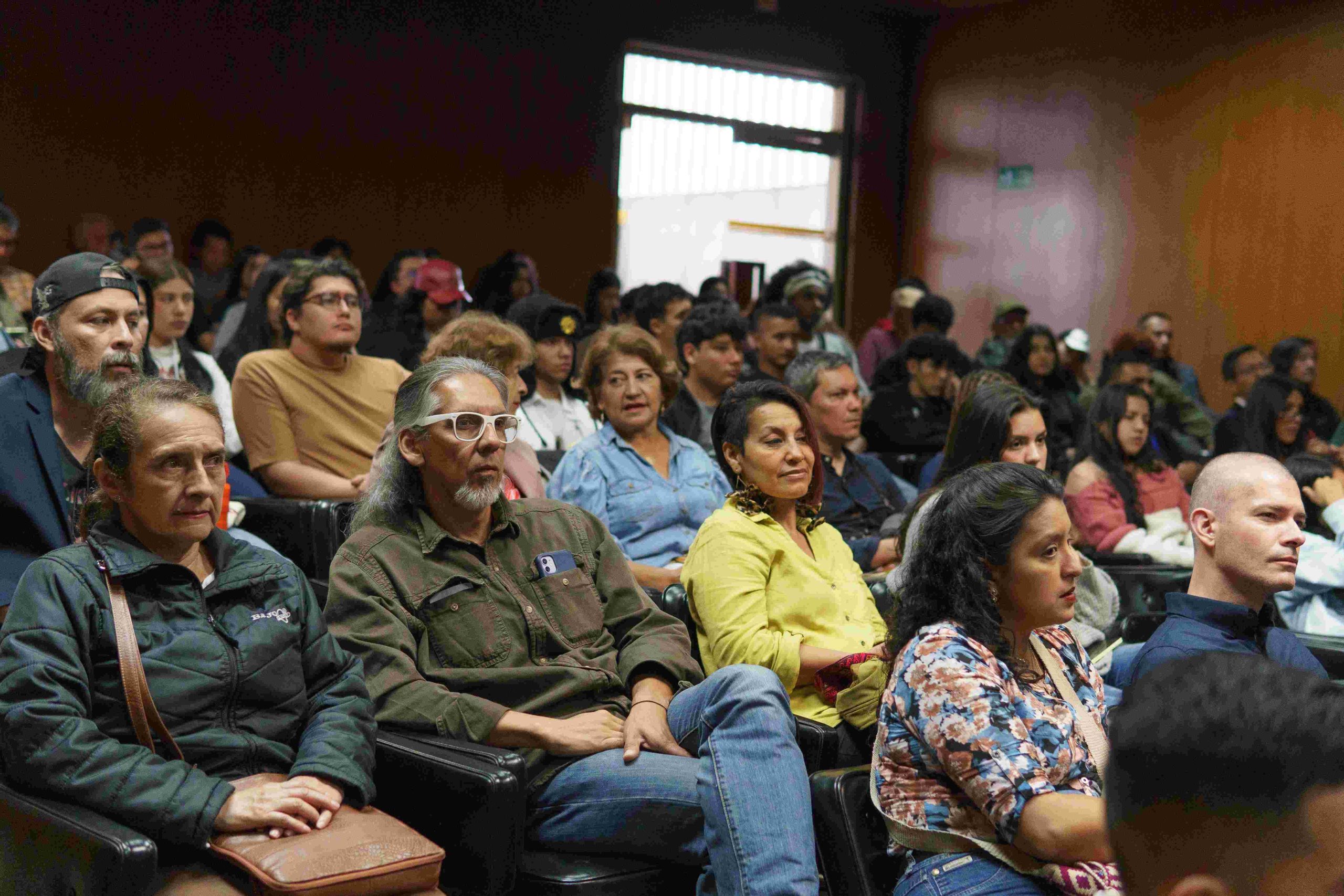 presentación libro imaquinacion publico