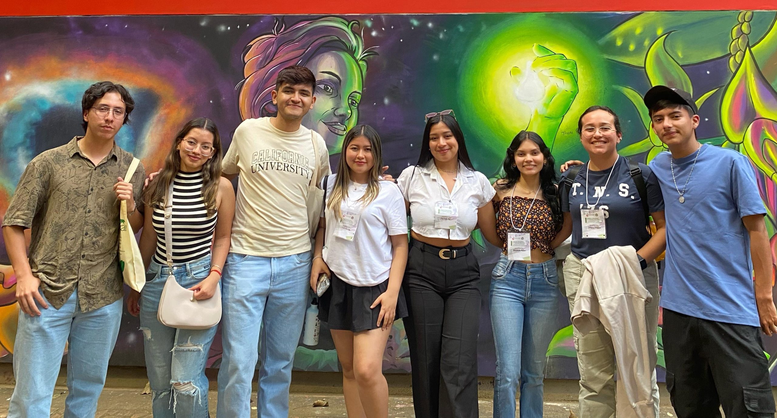 Imagen de estudiantes de la Universidad del cauca que participaron en el I Congreso Colombiano de Productos Naturale