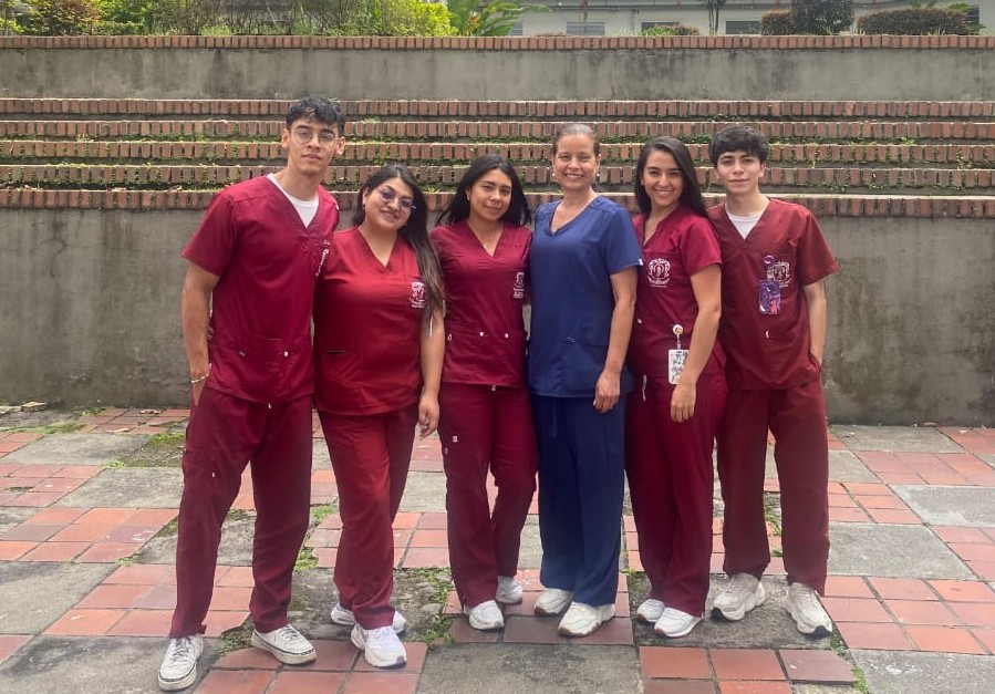 Imagen de la profesora Angela Patricia Chamorro en el programa de Fisioterapia