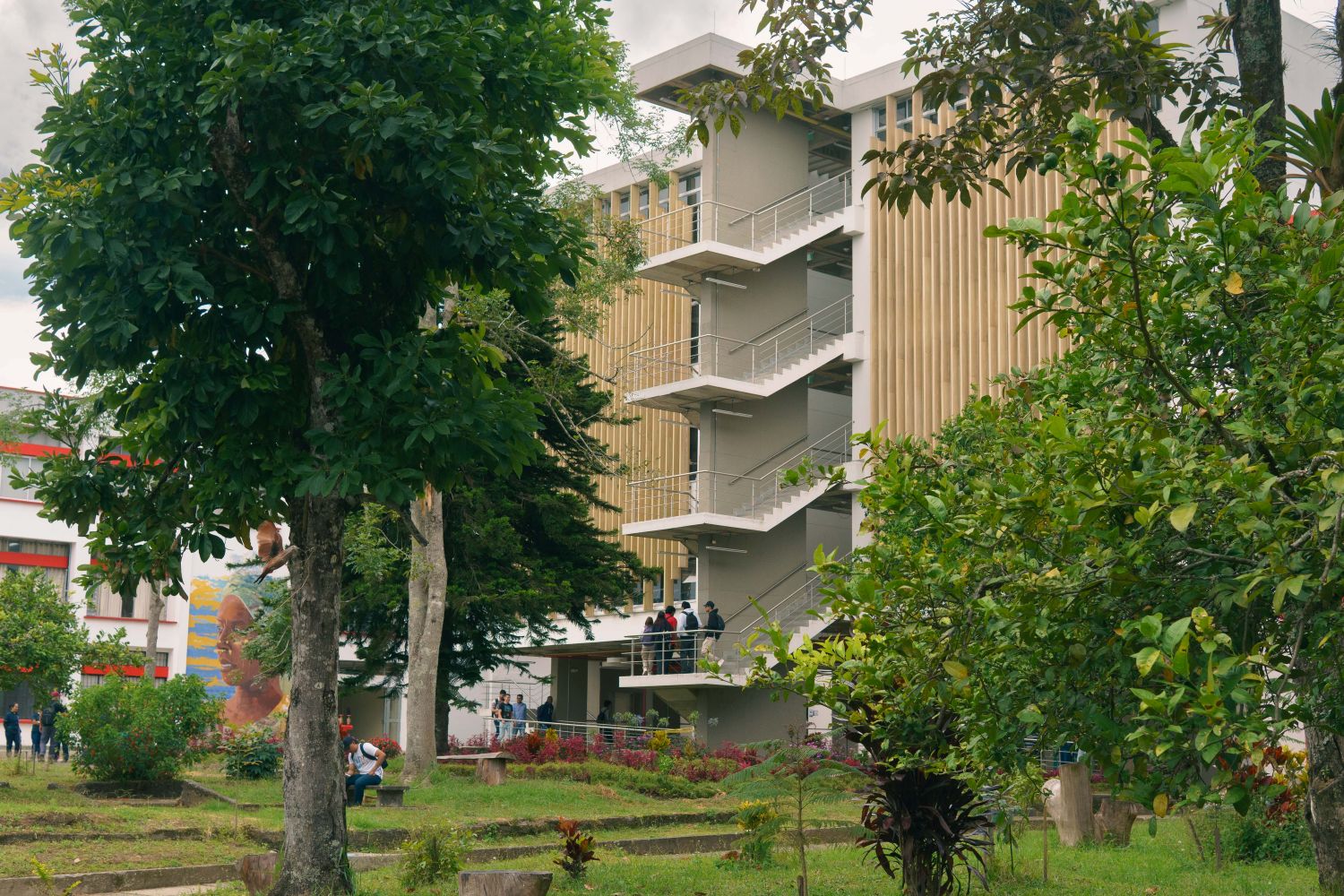 Imagen del nuevo edificio Facultad de Ingeniería Electrónica y Telecomunicaciones