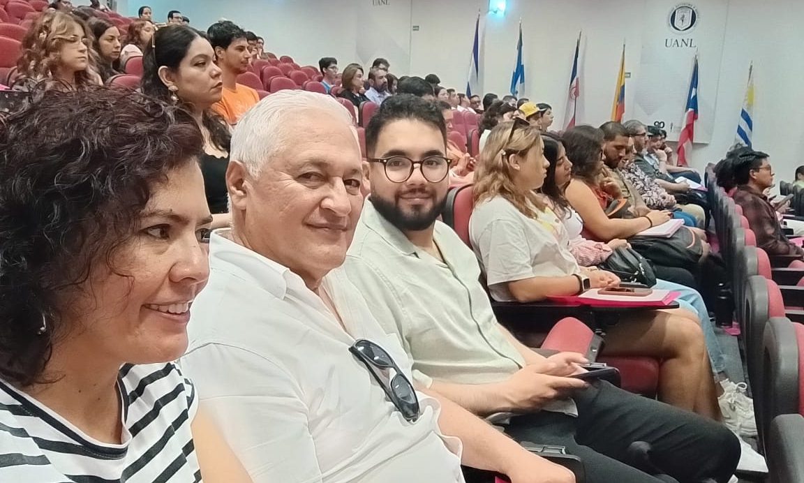 Imagen del profesor Jesús Edgardo Martínez en el XXIX Foro Latinoamericano de Educación Musical, FLADEM Internacional