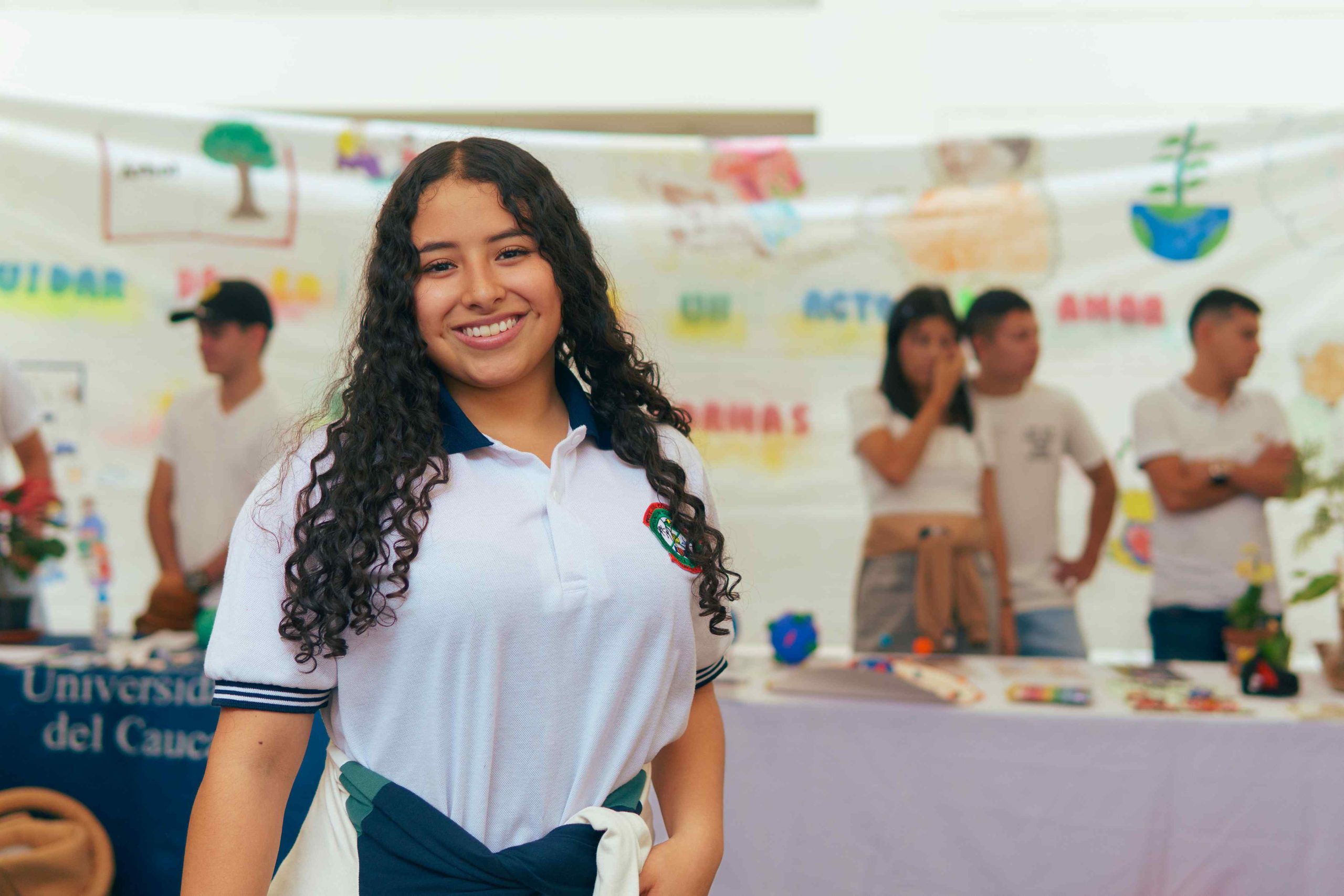 Imagen jóvenes participan de Casa Abierta