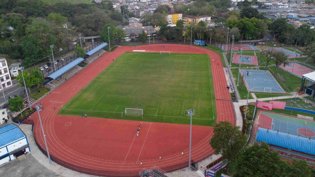 Pista atlética CDU