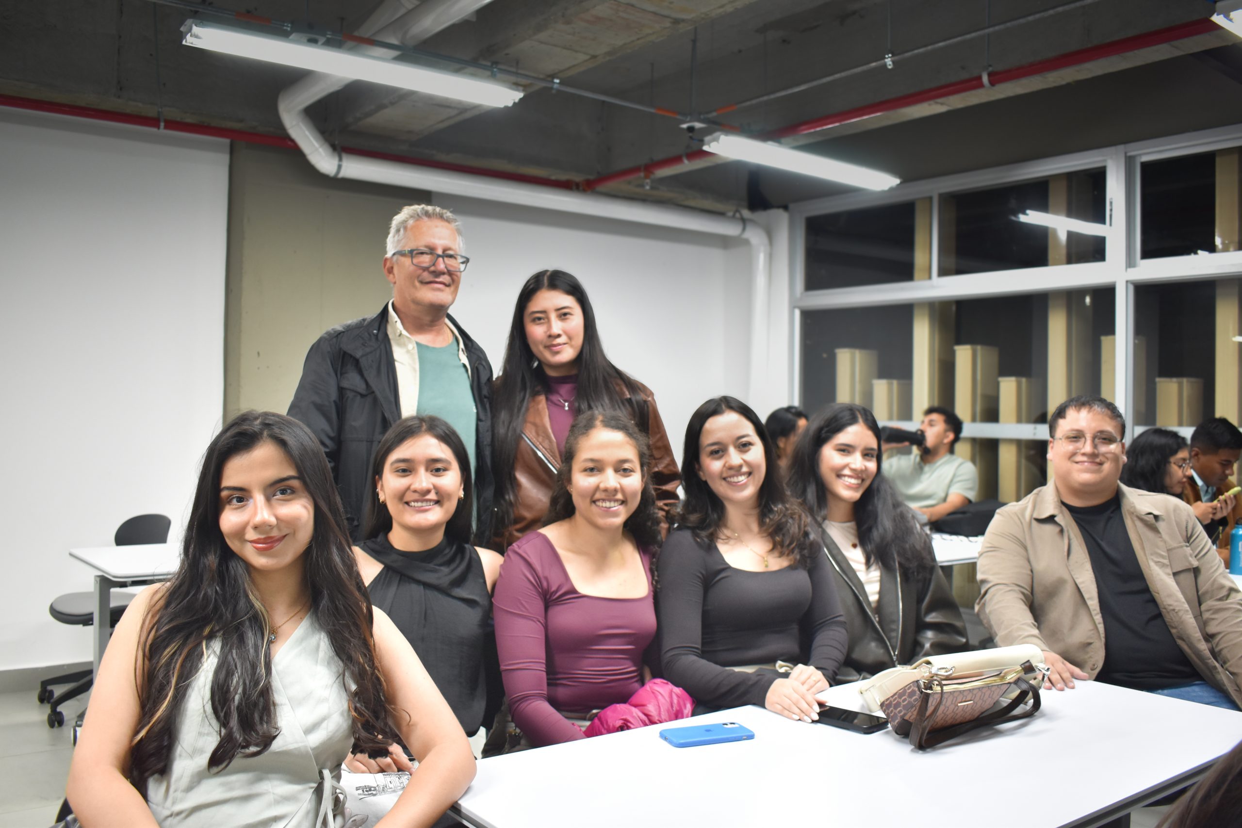Imagen Area de Egresados