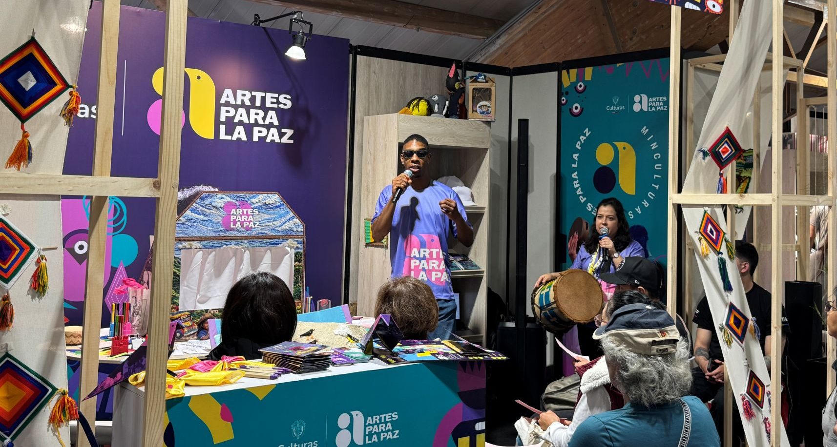 Imagen Stand Artes para La Paz