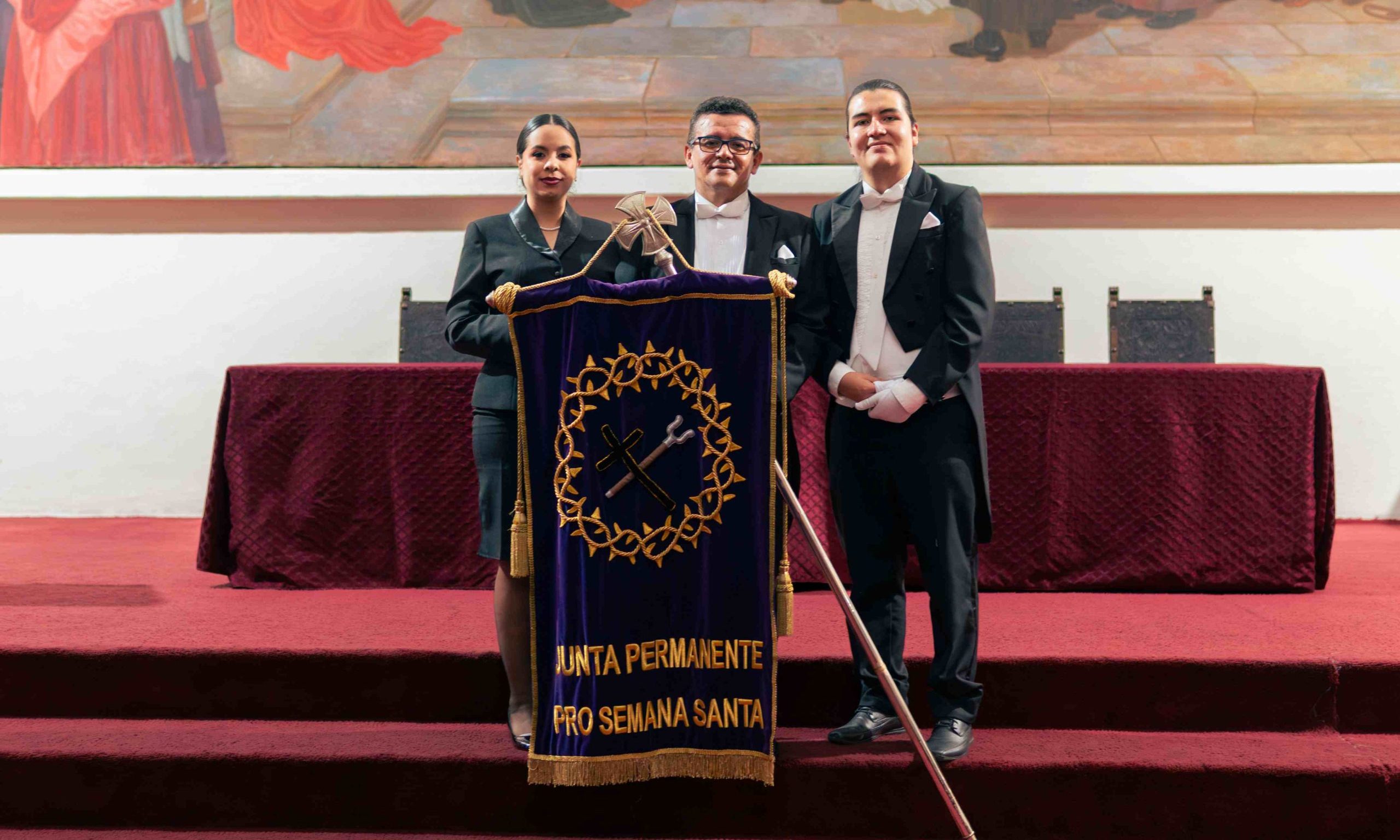 Imagen Rector Deibar René Hurtado Herrera y Estudiantes destacados