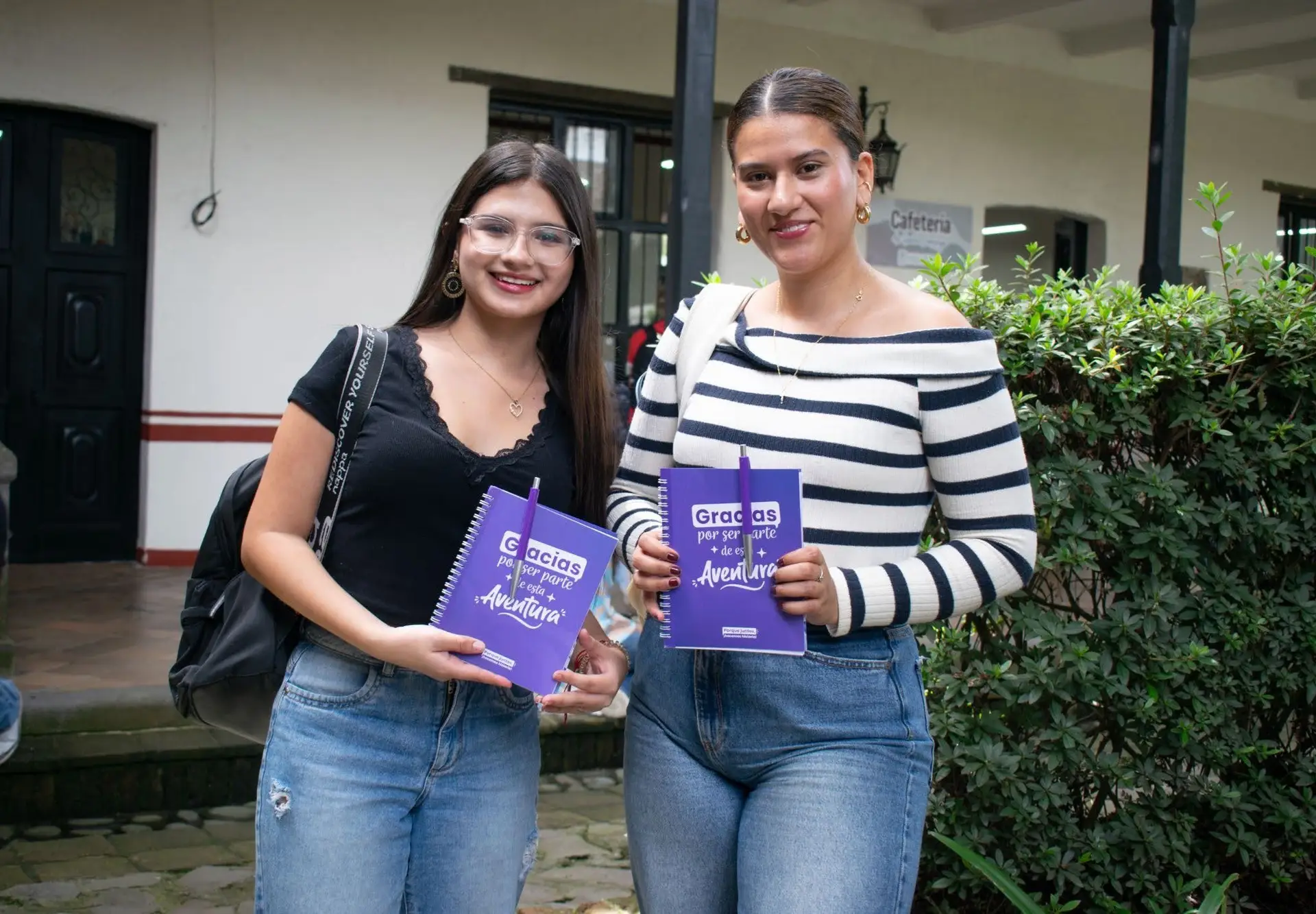 Imagen Estudiantes reacreditación institucional