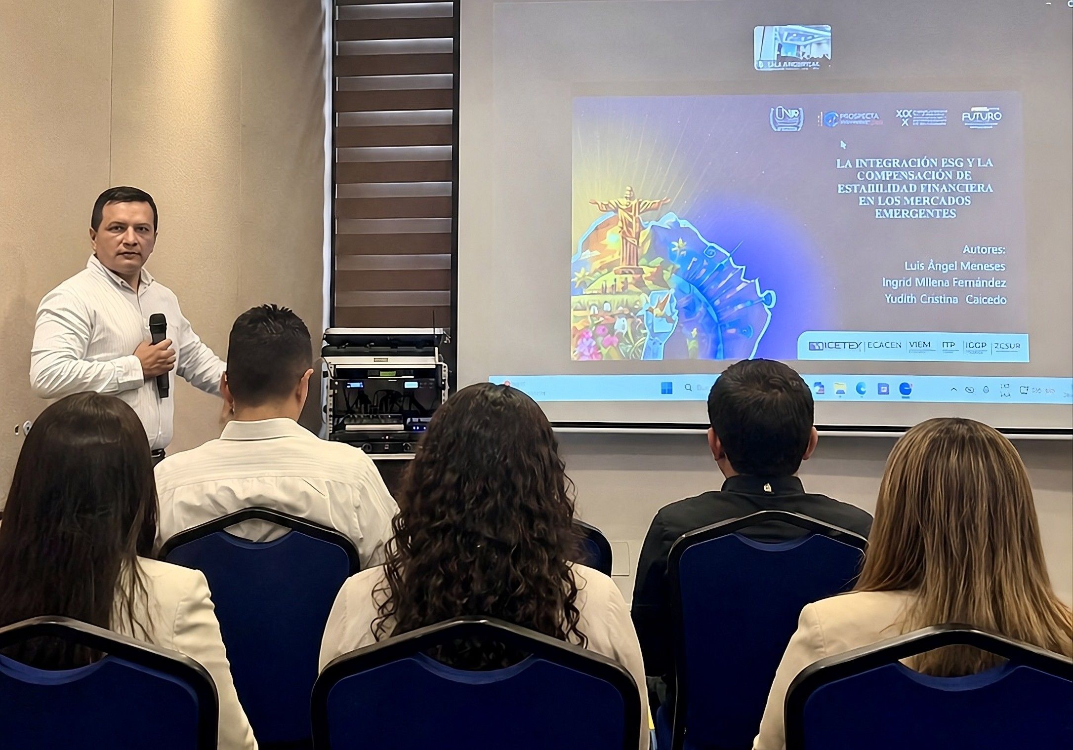 Imagen Ponencia Profesor Luis Ángel Meneses