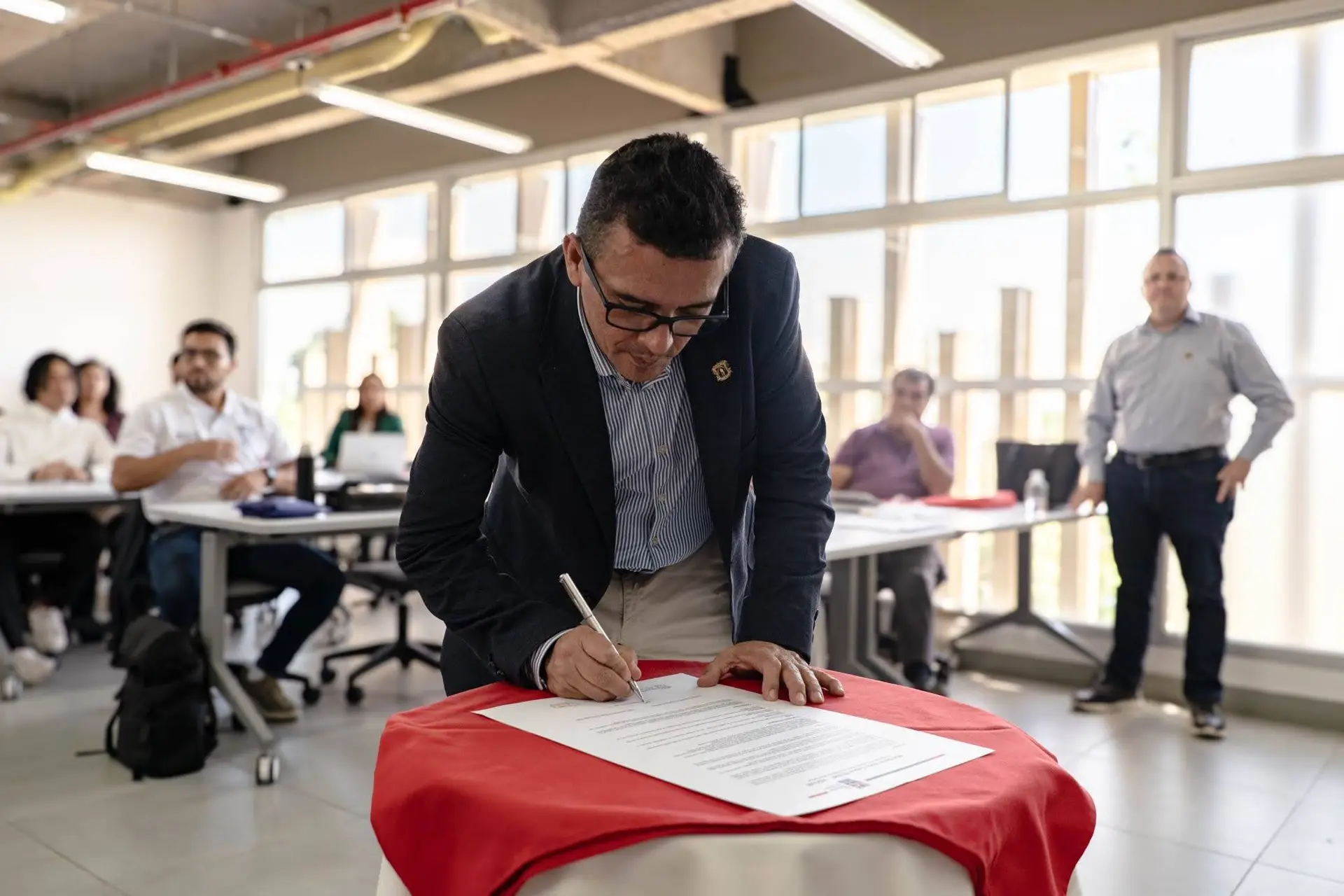 Imagen Rector Deibar René Hurtado Herrera ASCUN