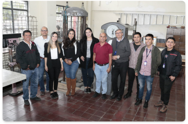 Imagen laboratorio de estructuras