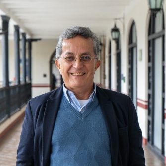 JAIME FAJARDO OLIVEROS - JEFE DPTO CIENCIA POLITICA Y COORDINADOR ESPECIALIZACIÓN EN BOBIERNO Y POLITICAS PUBLICAS